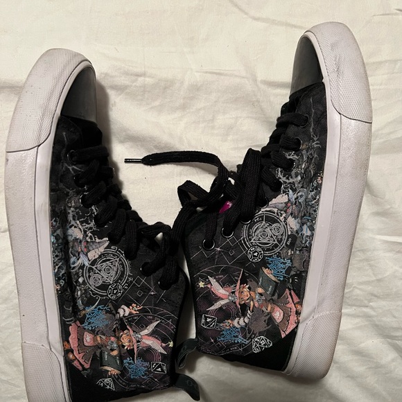 Tiny Tina’s Wonderlands Akedo Shoes - Picture 2 of 5